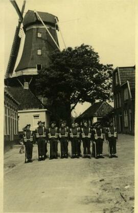 Highlanders in Delfzijl, Holland