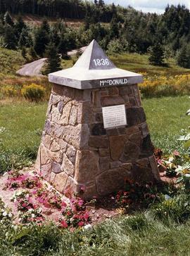 MacDonald Cairn